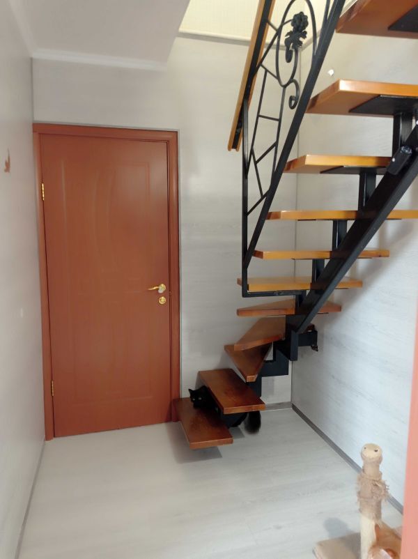 Продажа 4-комнатной квартиры 70 м², Героев просп., 12