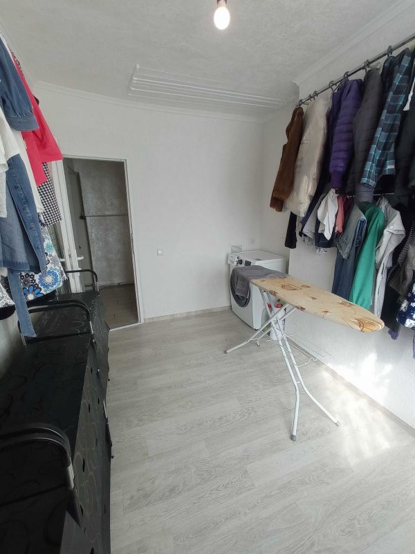 Продажа 4-комнатной квартиры 70 м², Героев просп., 12