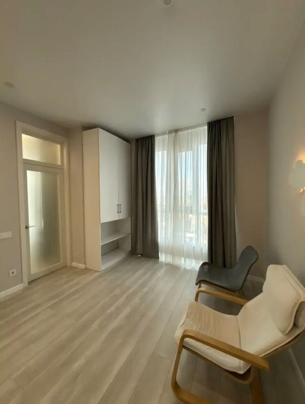 Продажа 1-комнатной квартиры 63 м², Симферопольская ул., 2П