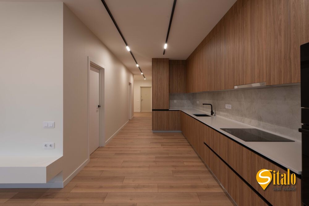 Оренда 4-кімнатної квартири 140 м², Драгоманова вул., 31
