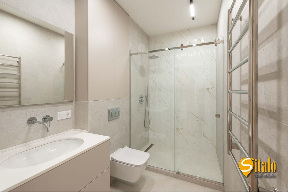 Оренда 4-кімнатної квартири 140 м², Драгоманова вул., 31