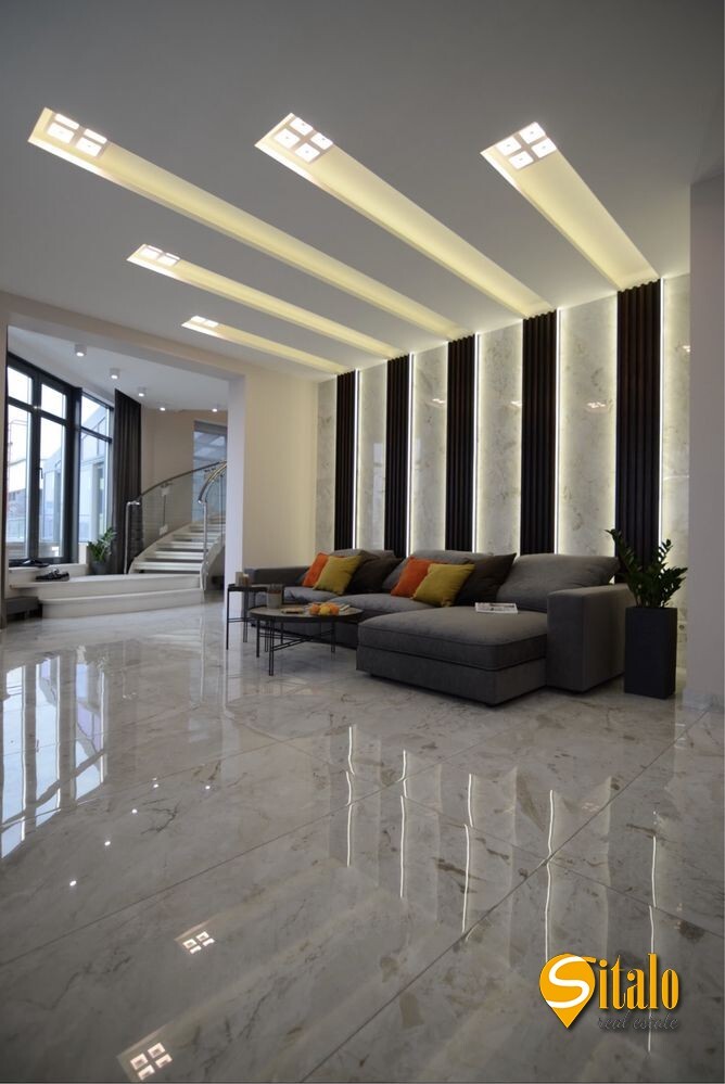 Оренда 4-кімнатної квартири 270 м², Болсуновська вул., 2