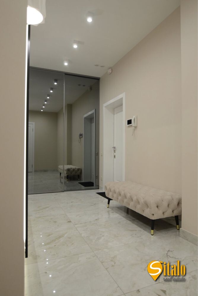 Оренда 4-кімнатної квартири 270 м², Болсуновська вул., 2