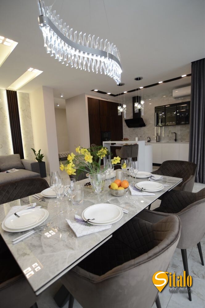 Оренда 4-кімнатної квартири 270 м², Болсуновська вул., 2