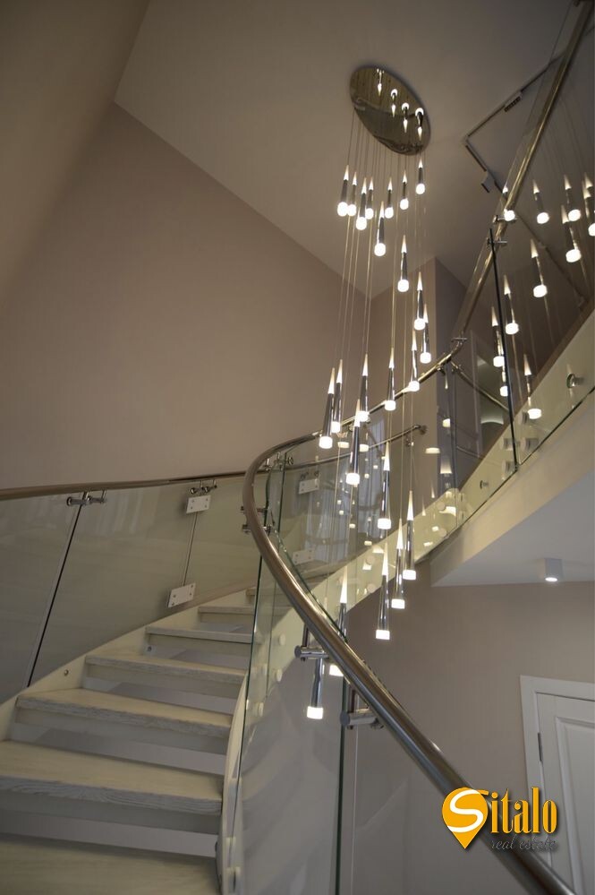 Оренда 4-кімнатної квартири 270 м², Болсуновська вул., 2
