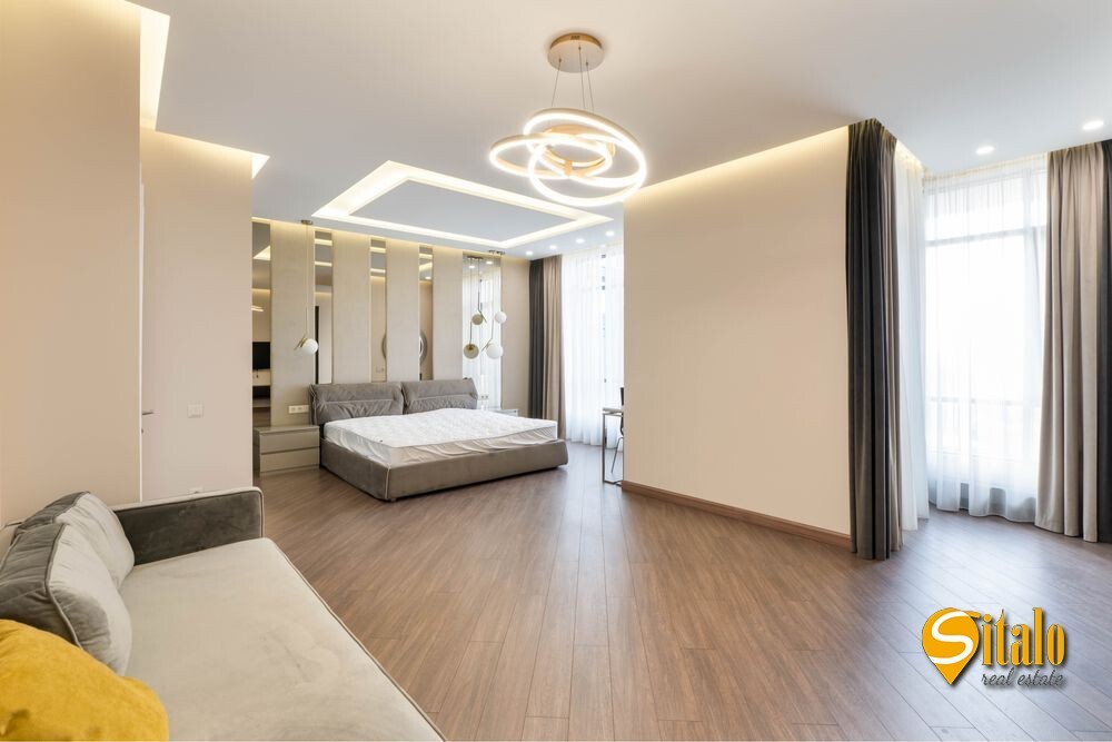 Оренда 4-кімнатної квартири 270 м², Болсуновська вул., 2