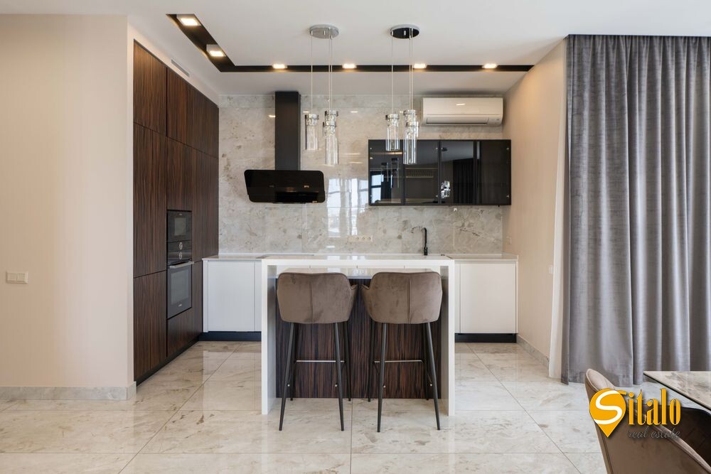 Оренда 4-кімнатної квартири 270 м², Болсуновська вул., 2