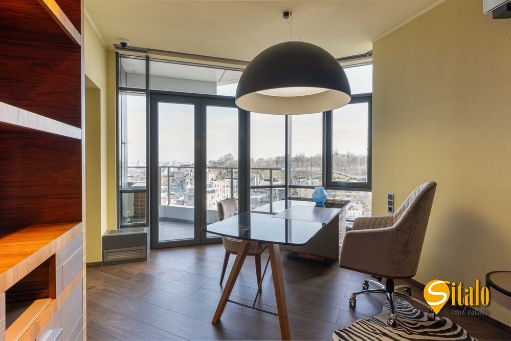 Оренда 3-кімнатної квартири 144 м², Болсуновська вул., 2