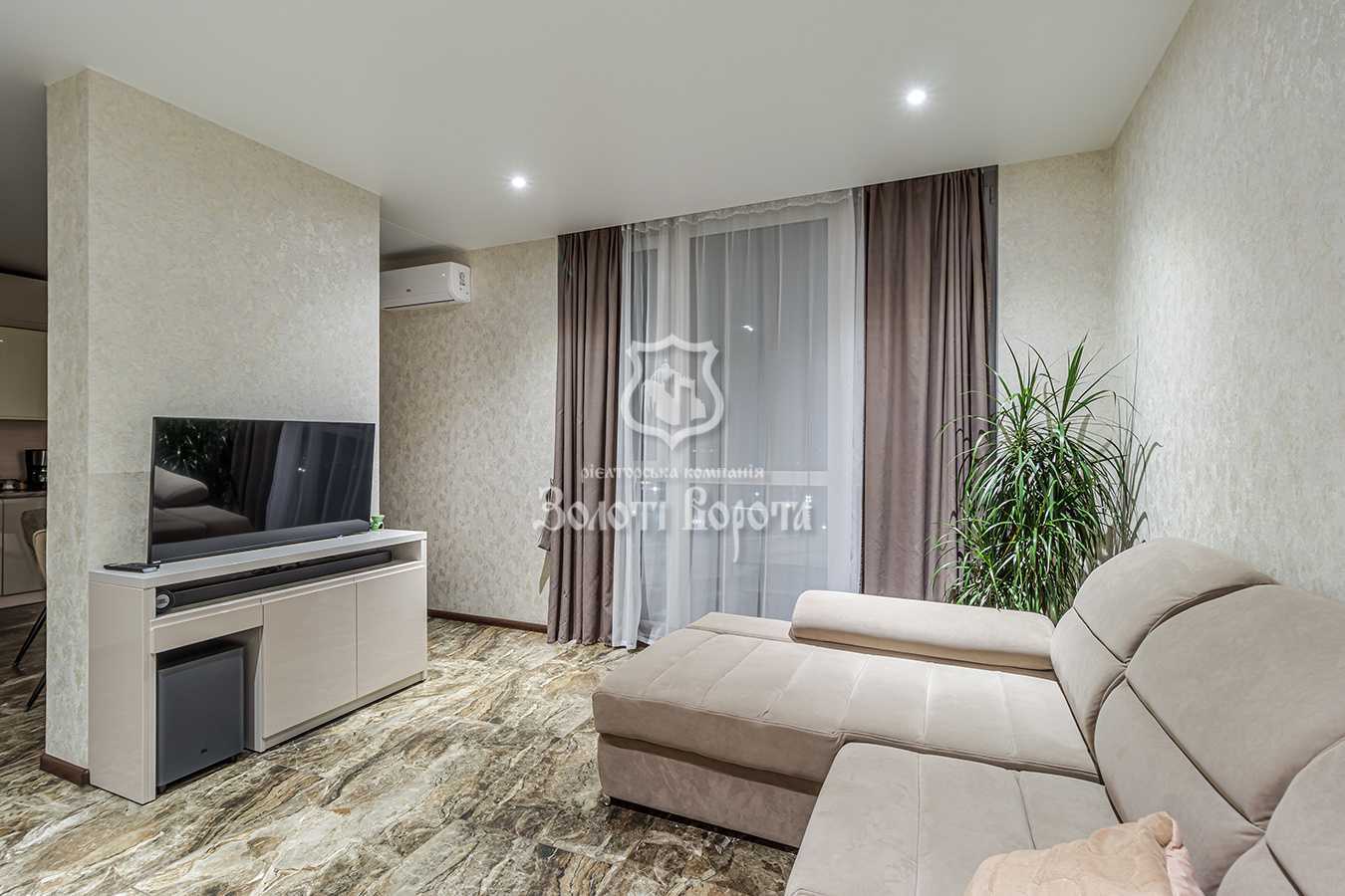 Продаж 1-кімнатної квартири 48 м², Камянська, 127а