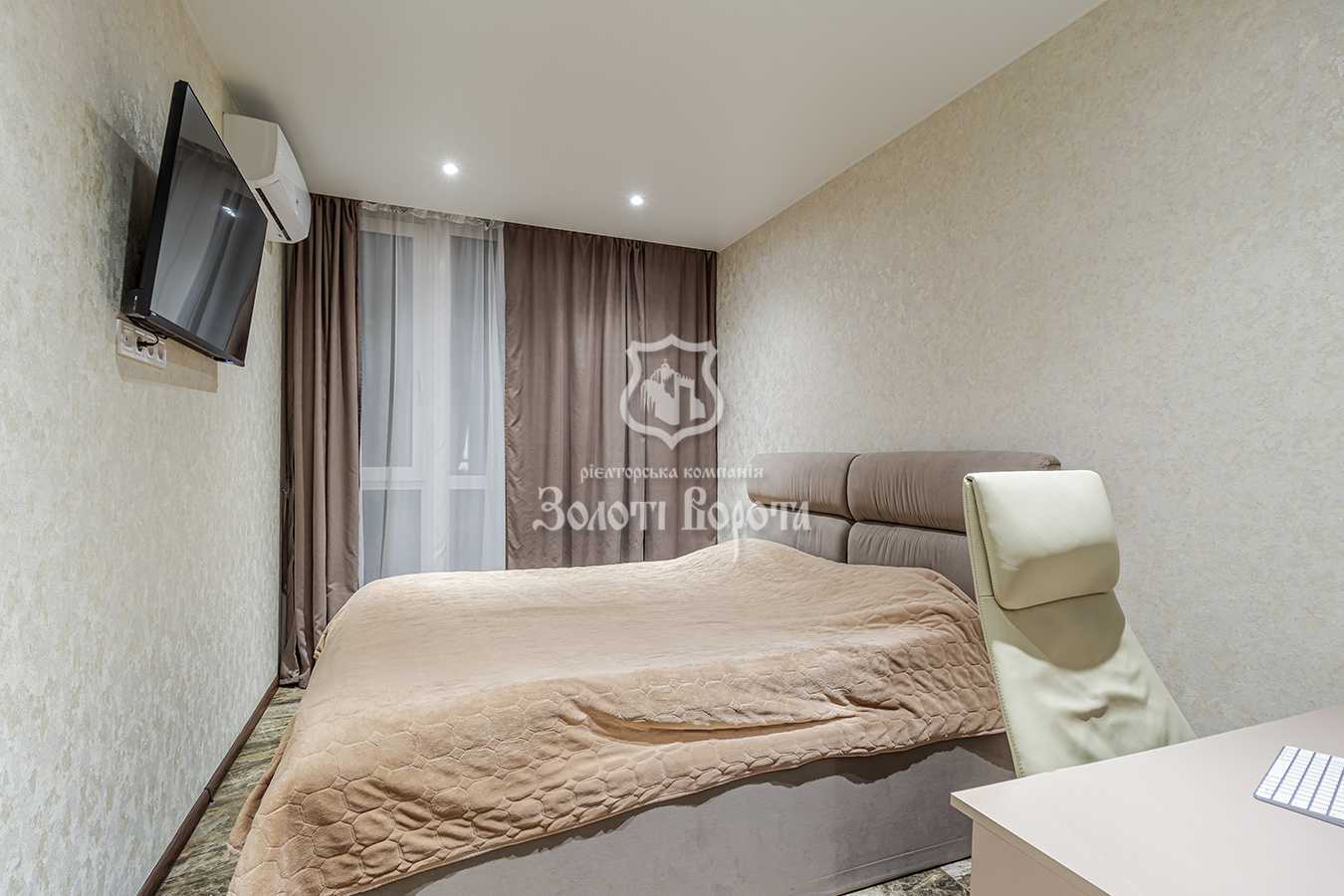 Продаж 1-кімнатної квартири 48 м², Камянська, 127а