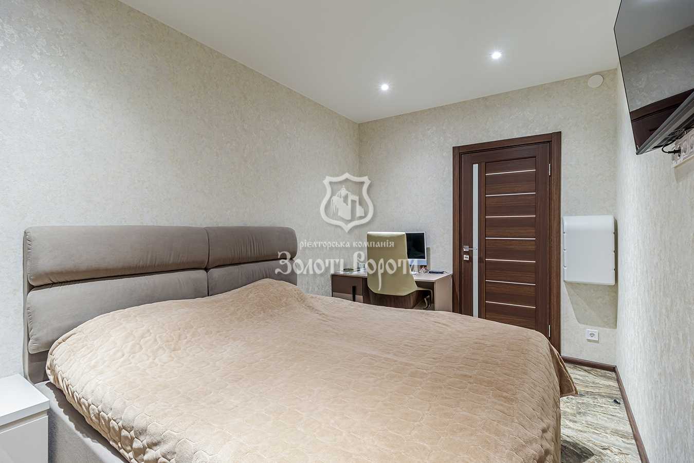 Продаж 1-кімнатної квартири 48 м², Камянська, 127а