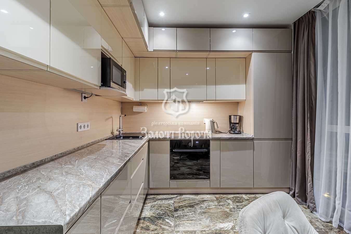 Продаж 1-кімнатної квартири 48 м², Камянська, 127а