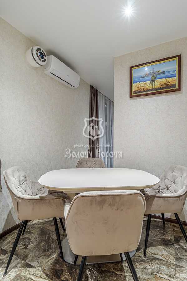 Продаж 1-кімнатної квартири 48 м², Камянська, 127а