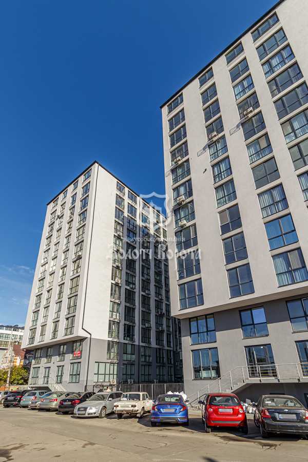 Продаж 1-кімнатної квартири 48 м², Камянська, 127а