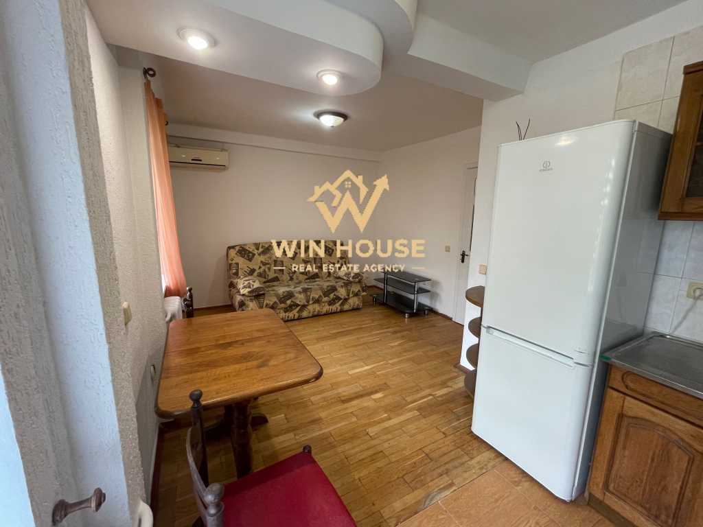 Продажа 3-комнатной квартиры 57 м², Энтузиастов ул., 9/1