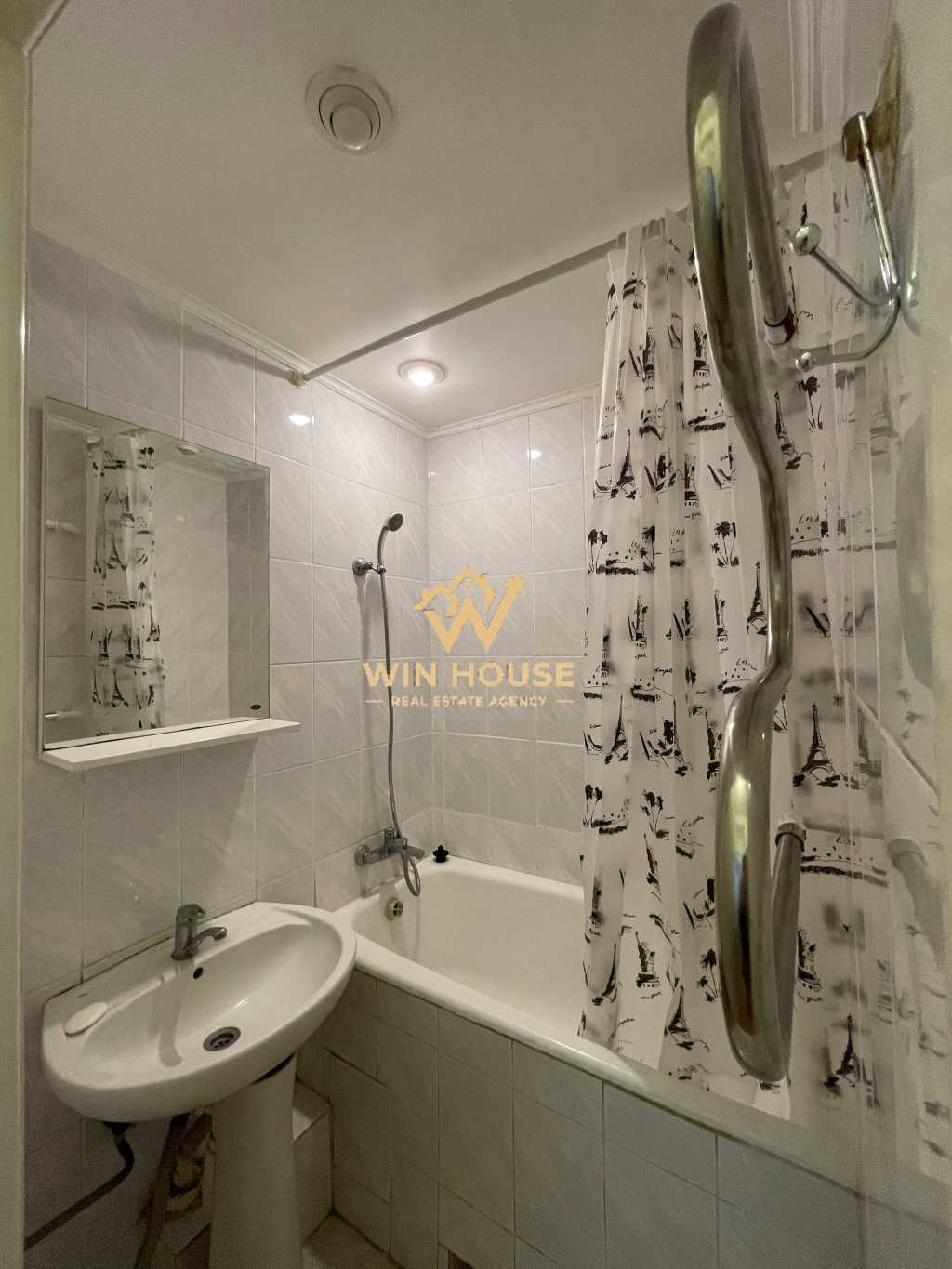 Продажа 3-комнатной квартиры 57 м², Энтузиастов ул., 9/1