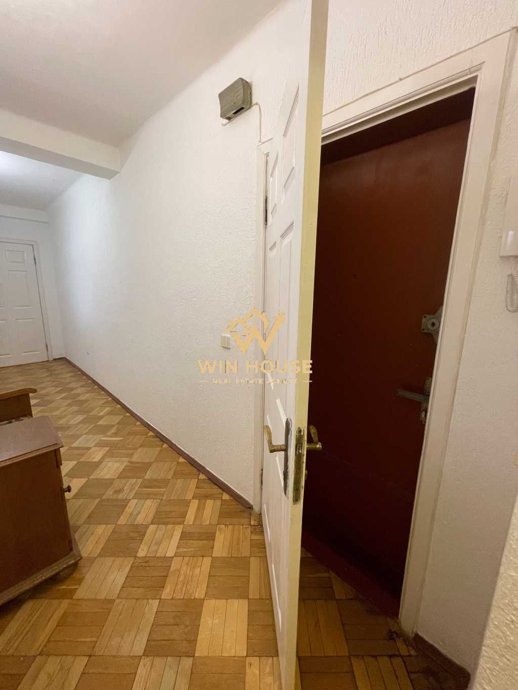 Продажа 3-комнатной квартиры 57 м², Энтузиастов ул., 9/1