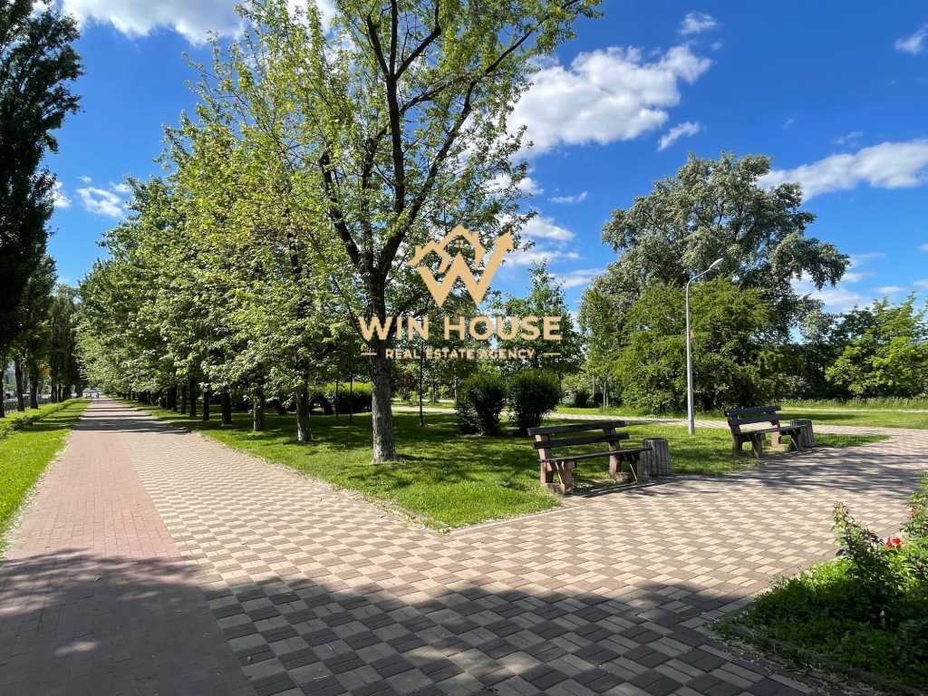 Продажа 3-комнатной квартиры 57 м², Энтузиастов ул., 9/1