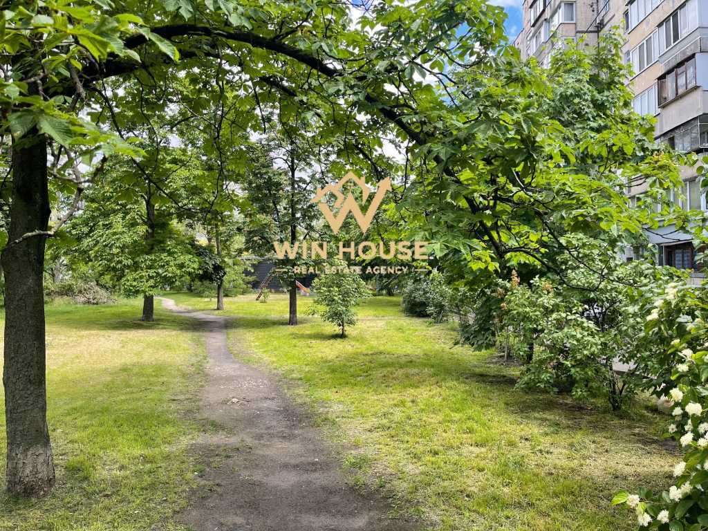 Продажа 3-комнатной квартиры 57 м², Энтузиастов ул., 9/1