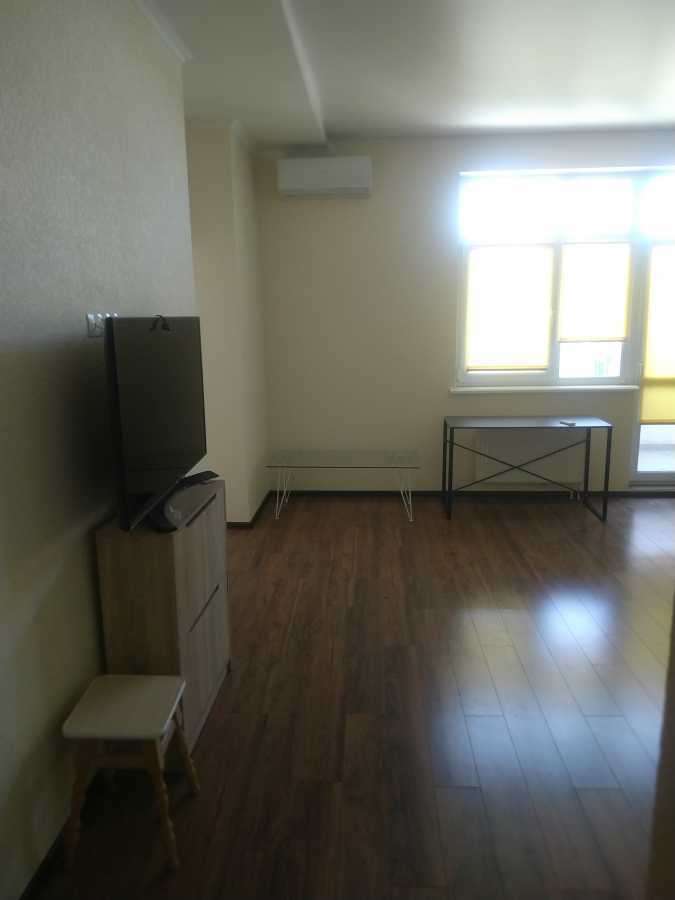 Оренда 2-кімнатної квартири 85.5 м², Євгена Коновальця вул., 44А