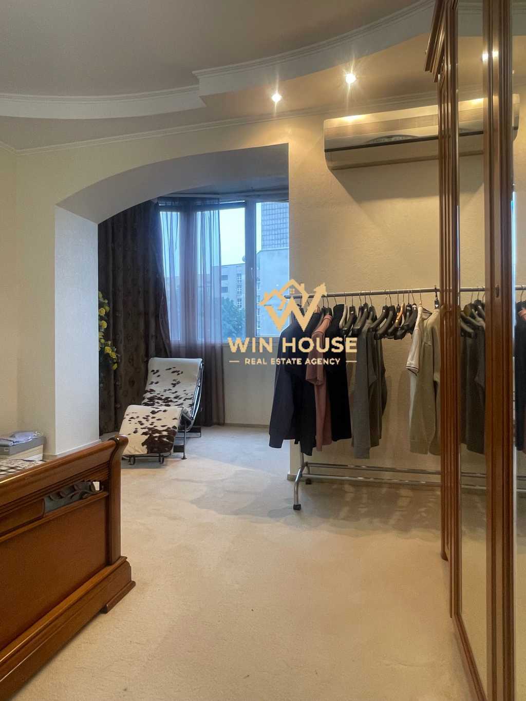 Продаж 3-кімнатної квартири 96.5 м², Івана Мазепи вул., 12А