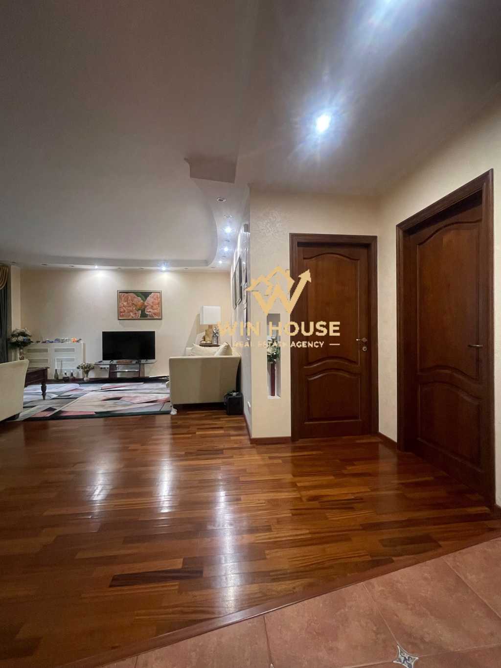 Продаж 3-кімнатної квартири 96.5 м², Івана Мазепи вул., 12А