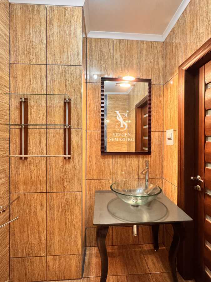 Аренда дома 310 м², Академика Туполева ул.