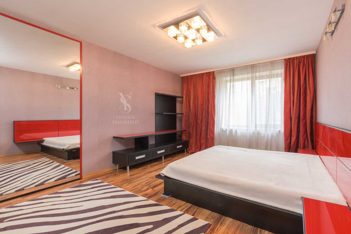 Аренда дома 310 м², Академика Туполева ул.