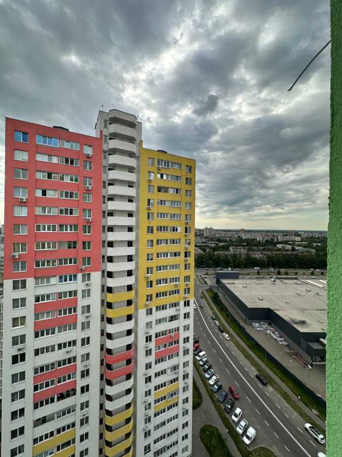 Продаж 1-кімнатної квартири 41.4 м², Симоненко вул., 107А