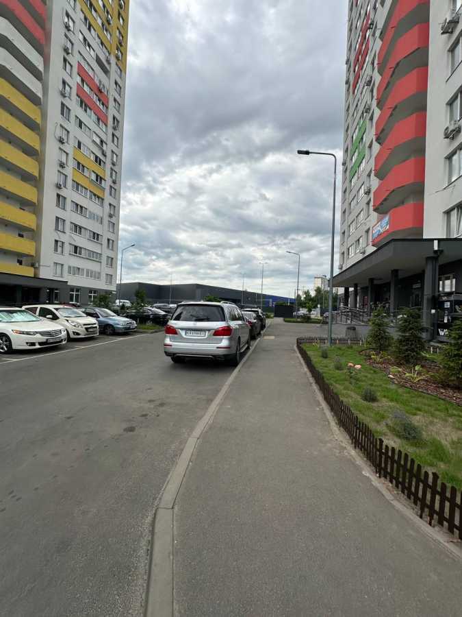 Продаж 1-кімнатної квартири 41.4 м², Симоненко вул., 107А