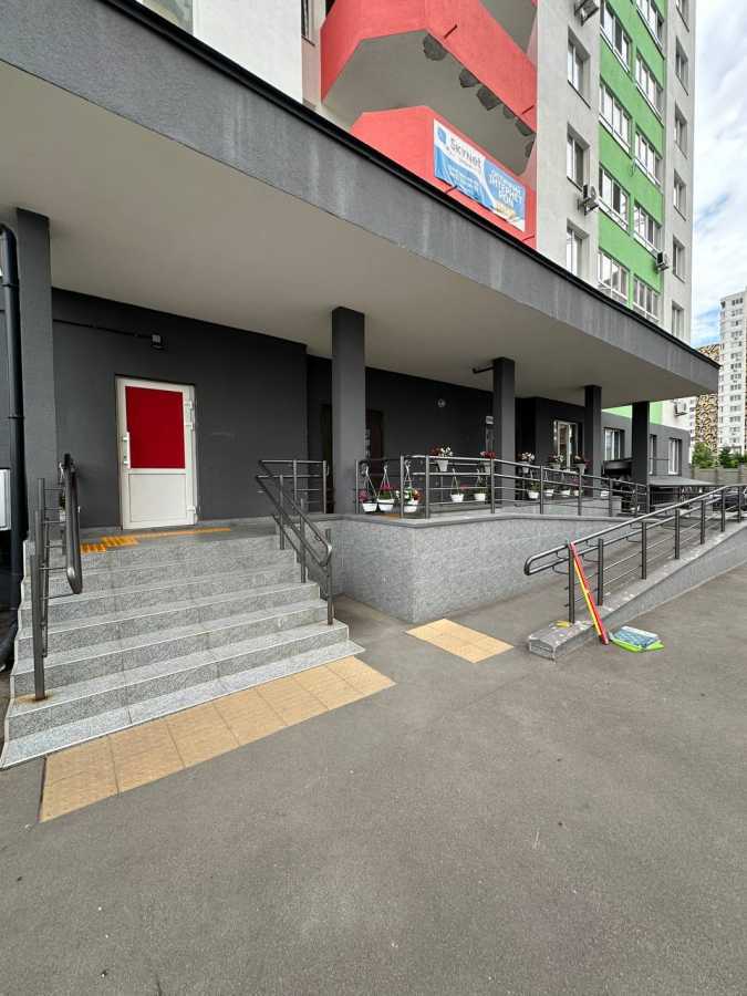 Продаж 1-кімнатної квартири 41.4 м², Симоненко вул., 107А