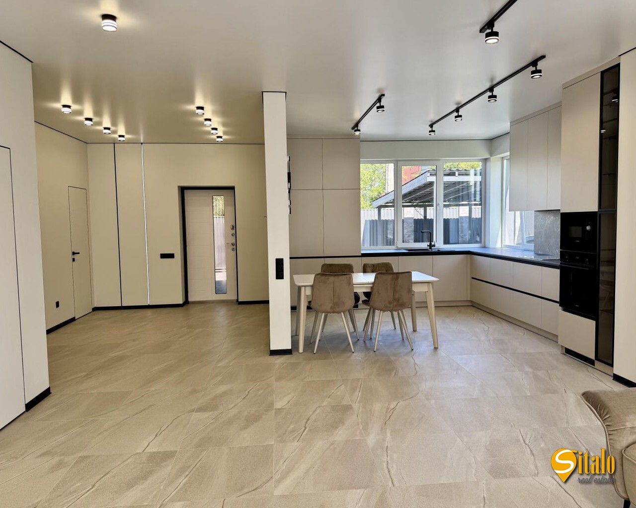 Продажа дома 180 м², 2-я Озерная ул.