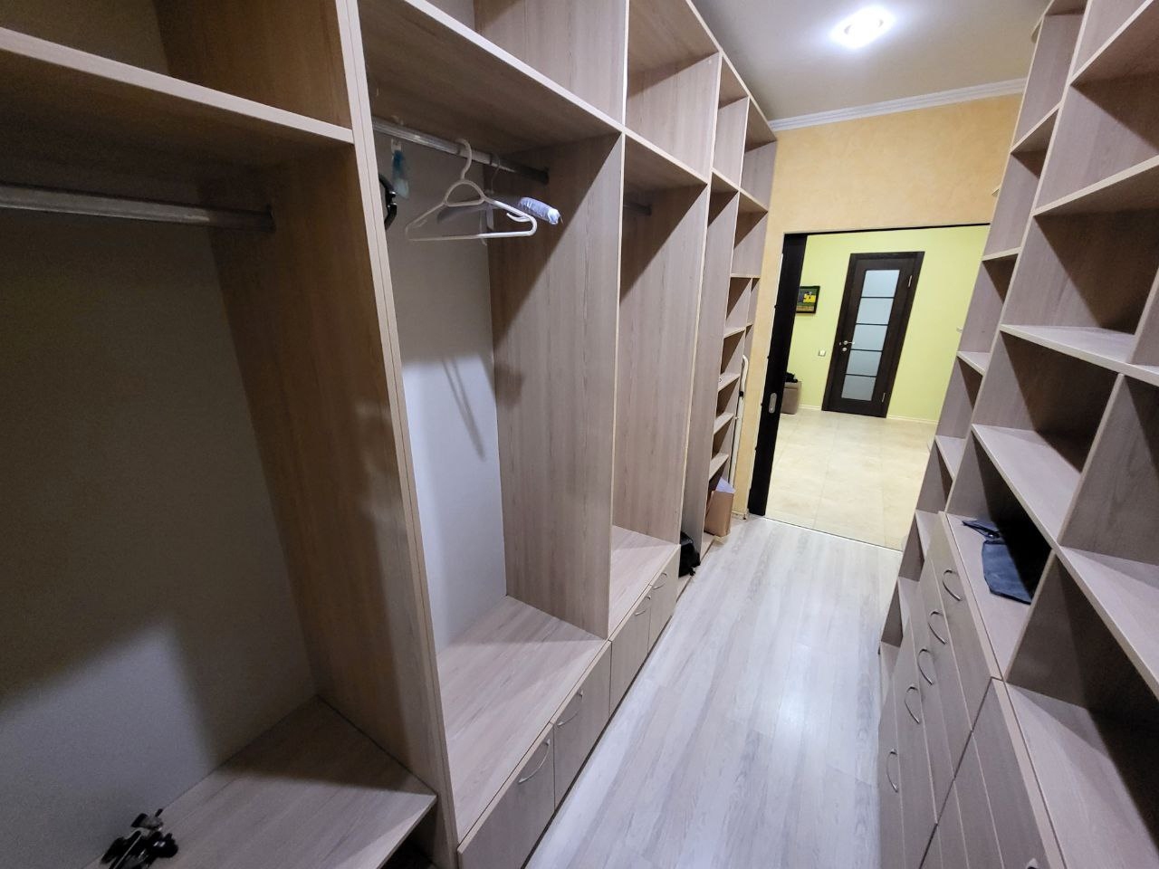 Продажа 2-комнатной квартиры 83 м², Маршала Малиновского ул., 48А