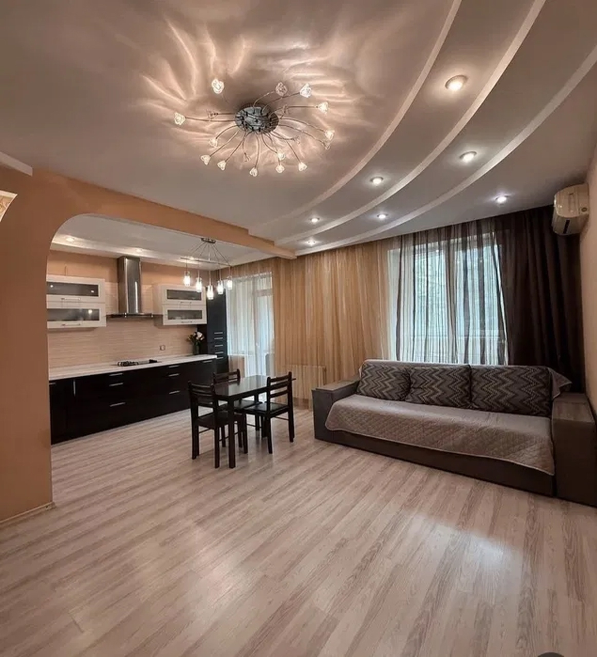 Продажа 2-комнатной квартиры 83 м², Маршала Малиновского ул., 48А