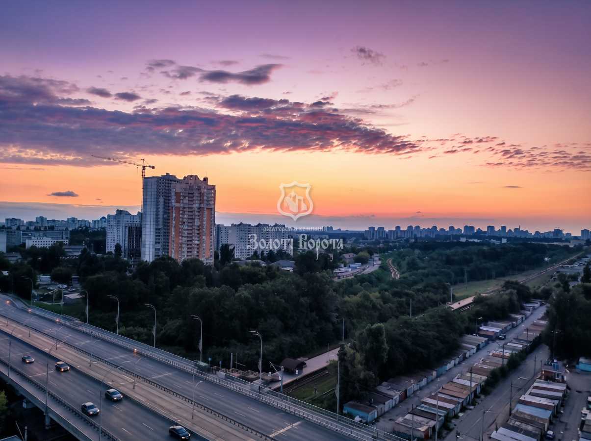 Продажа 1-комнатной квартиры 42.5 м², Любомира Гузара просп., 11