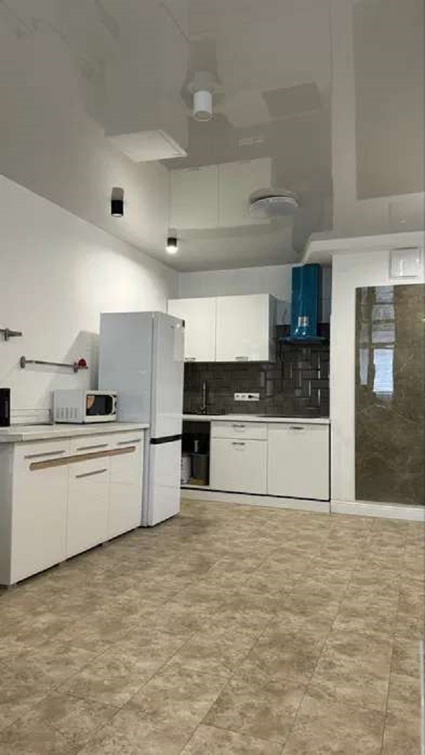 Продаж 2-кімнатної квартири 68 м², Євгена Сверстюка вул., 6