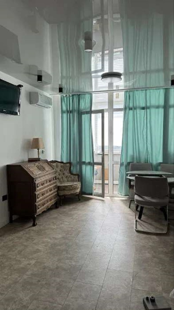 Продаж 2-кімнатної квартири 68 м², Євгена Сверстюка вул., 6