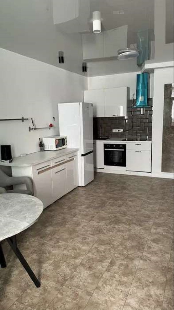 Продаж 2-кімнатної квартири 68 м², Євгена Сверстюка вул., 6