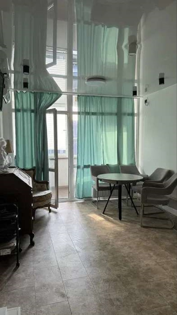 Продаж 2-кімнатної квартири 68 м², Євгена Сверстюка вул., 6
