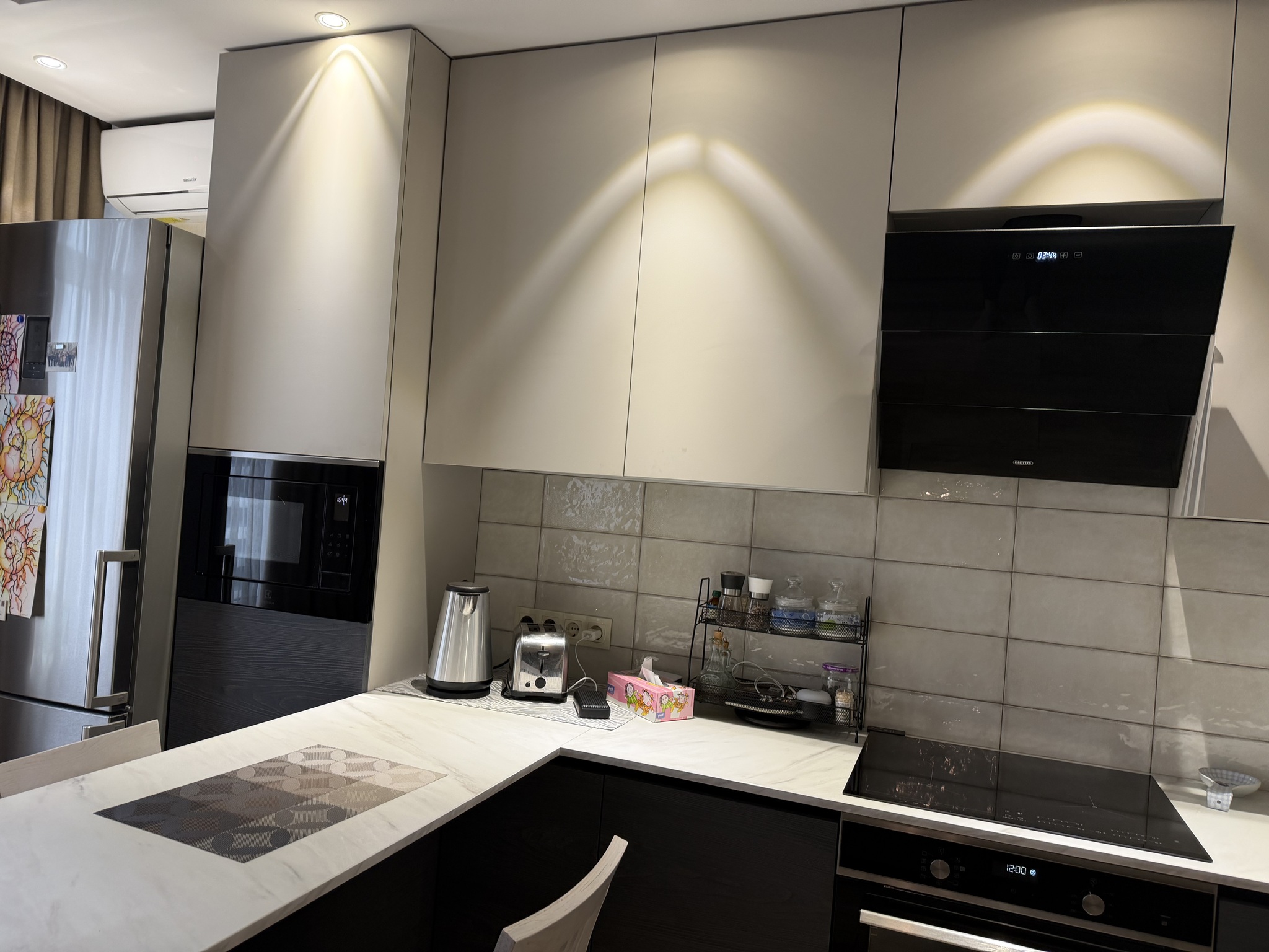 Продажа 3-комнатной квартиры 97 м², Евгения Сверстюка ул.