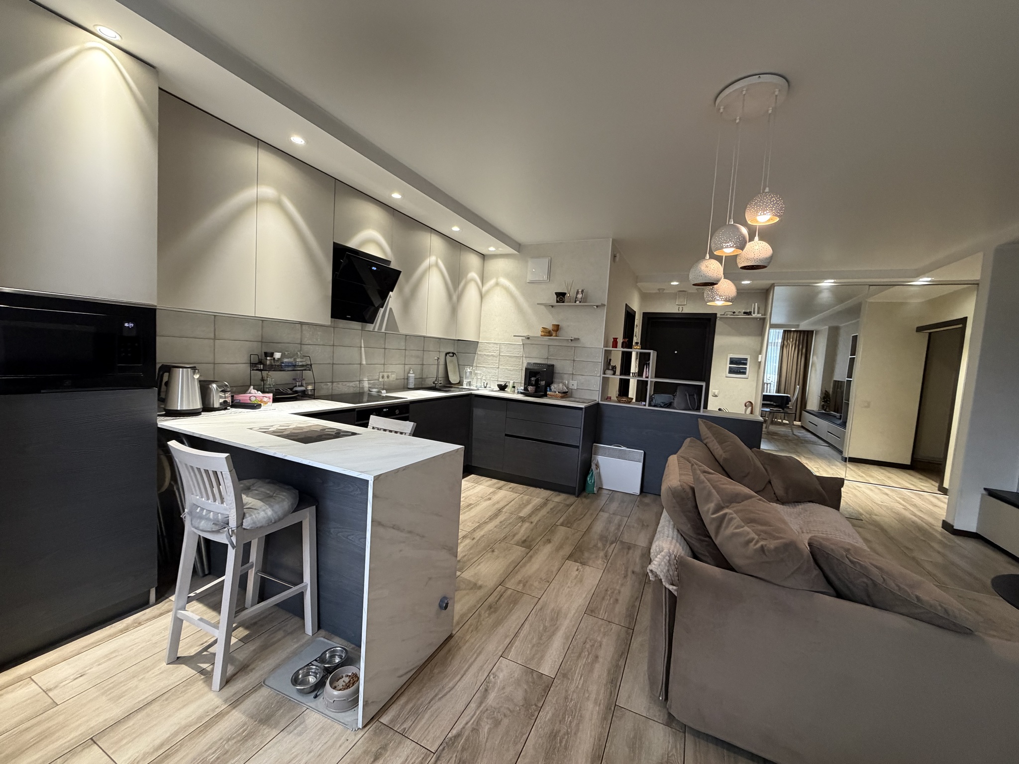Продажа 3-комнатной квартиры 97 м², Евгения Сверстюка ул.