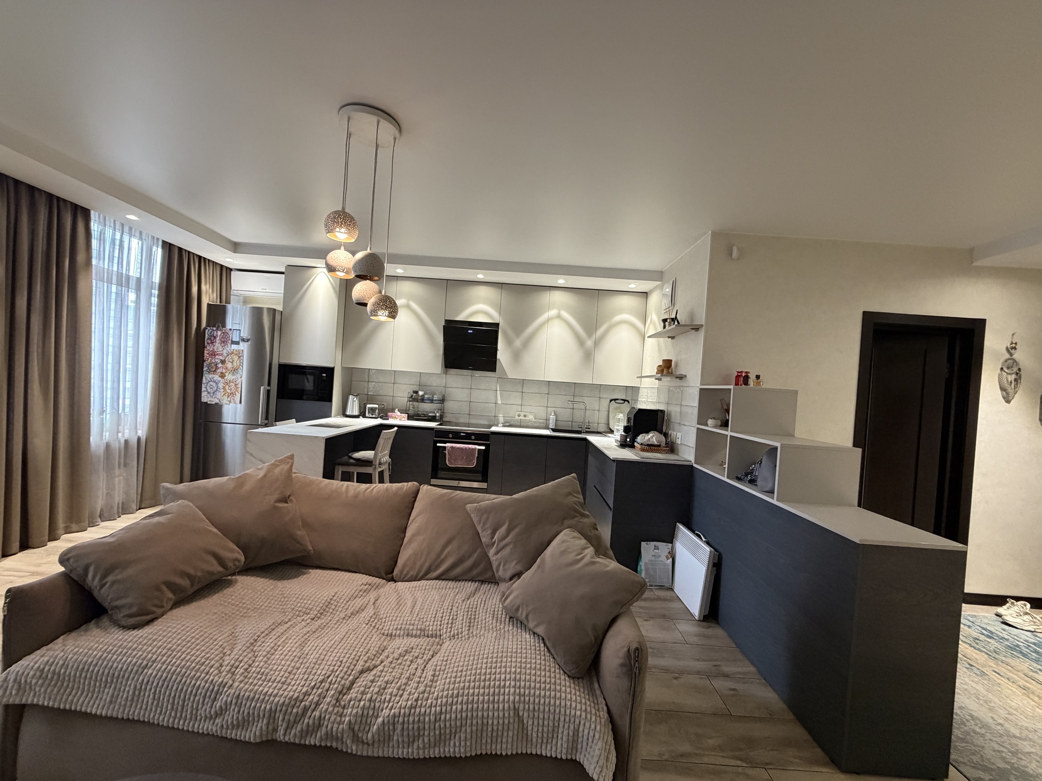 Продажа 3-комнатной квартиры 97 м², Евгения Сверстюка ул.
