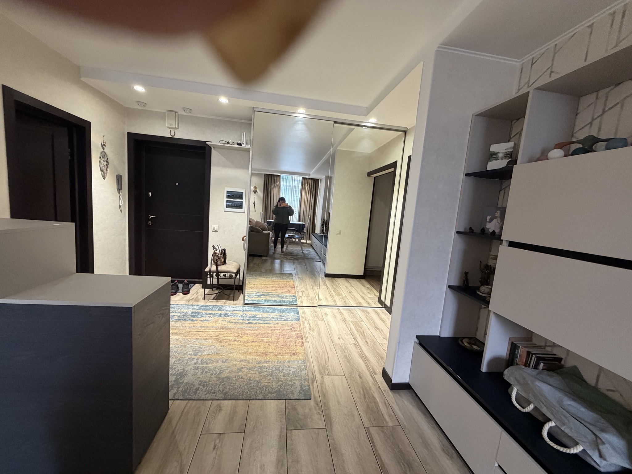 Продажа 3-комнатной квартиры 97 м², Евгения Сверстюка ул.
