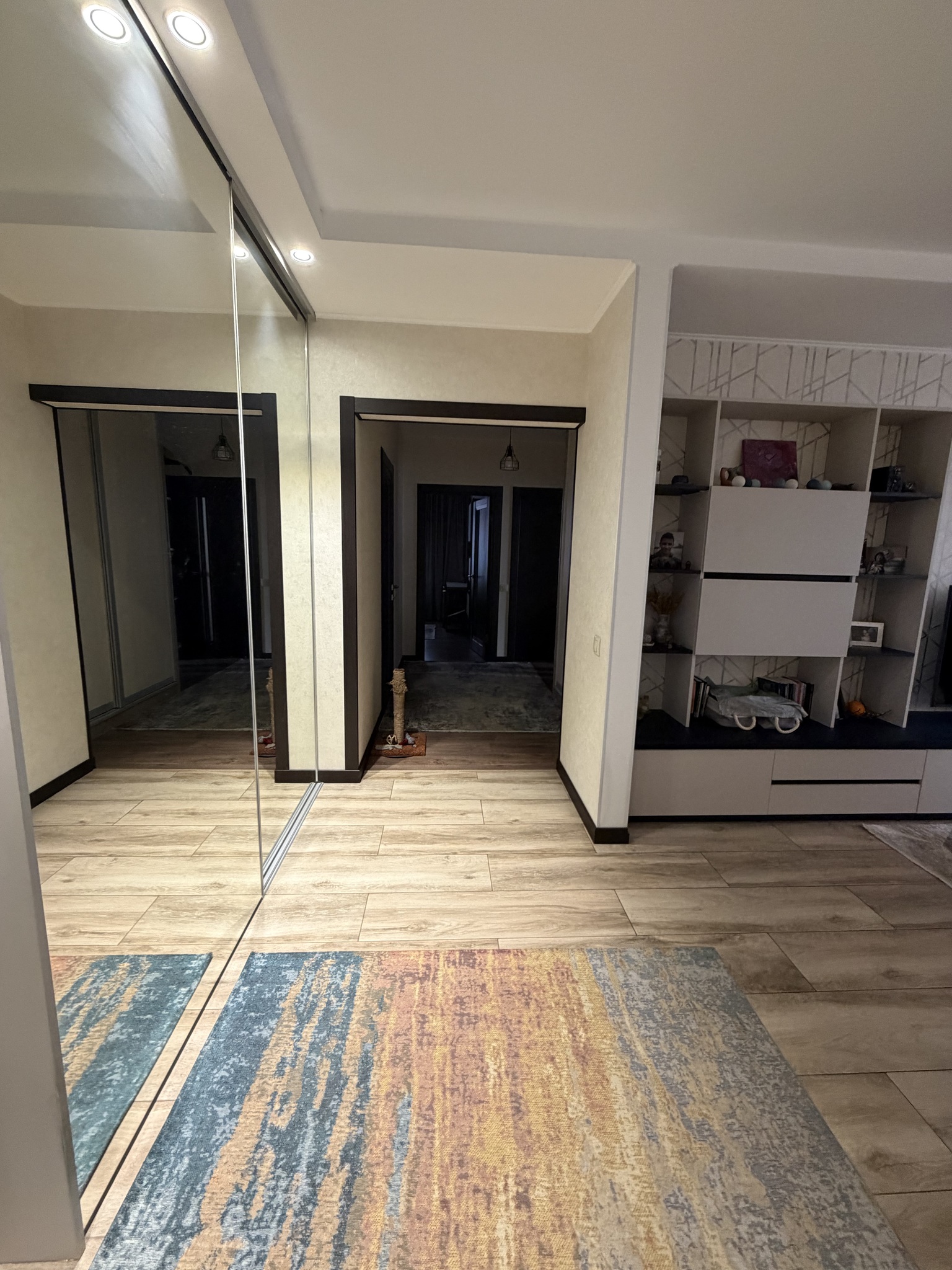Продажа 3-комнатной квартиры 97 м², Евгения Сверстюка ул.