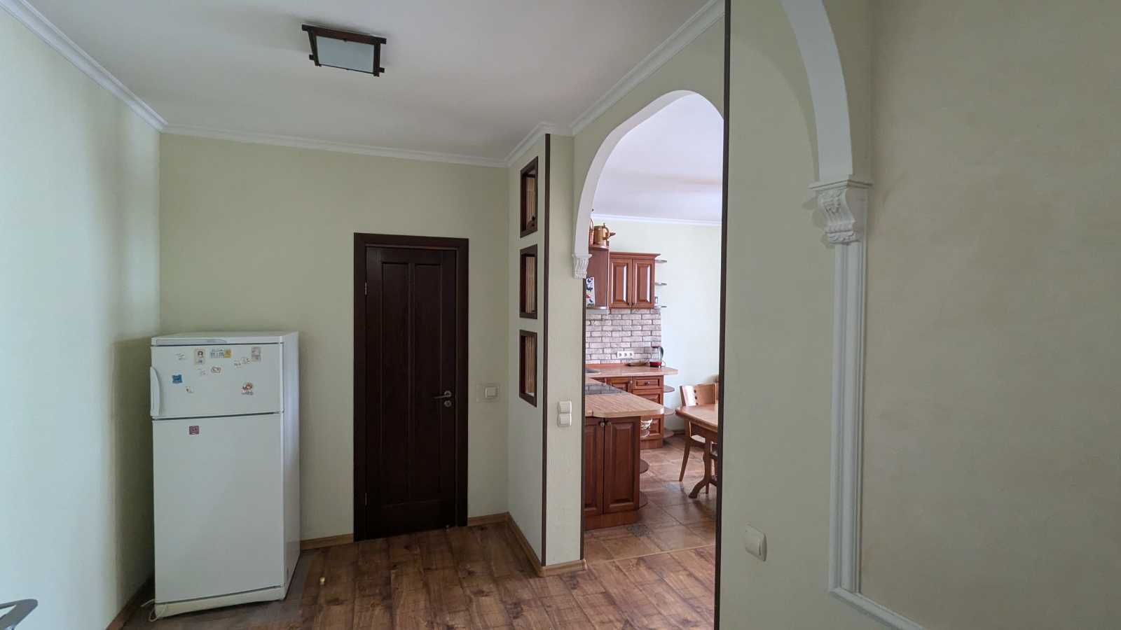 Оренда 2-кімнатної квартири 86 м², Урлівська вул., 11/44