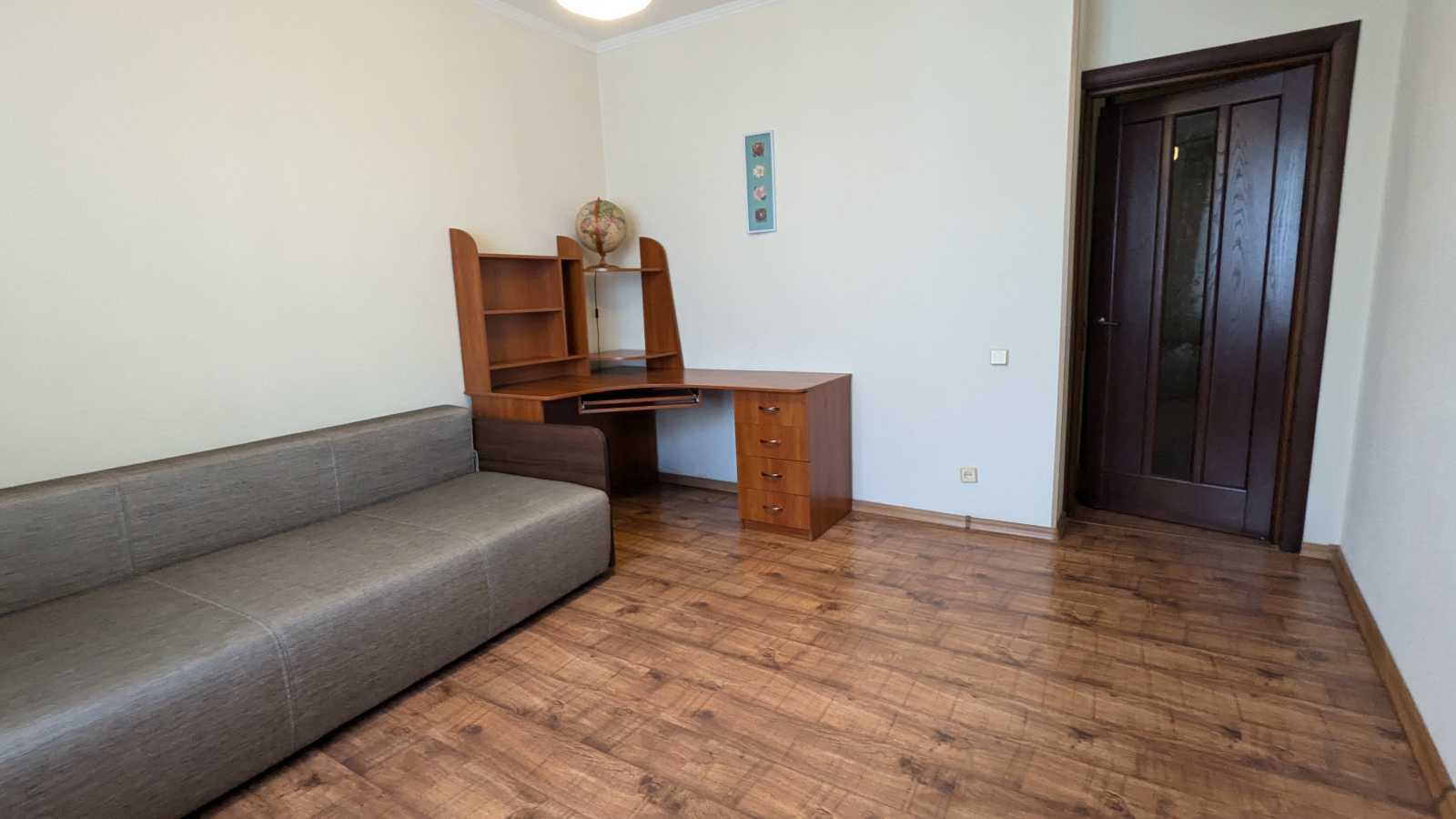 Оренда 2-кімнатної квартири 86 м², Урлівська вул., 11/44