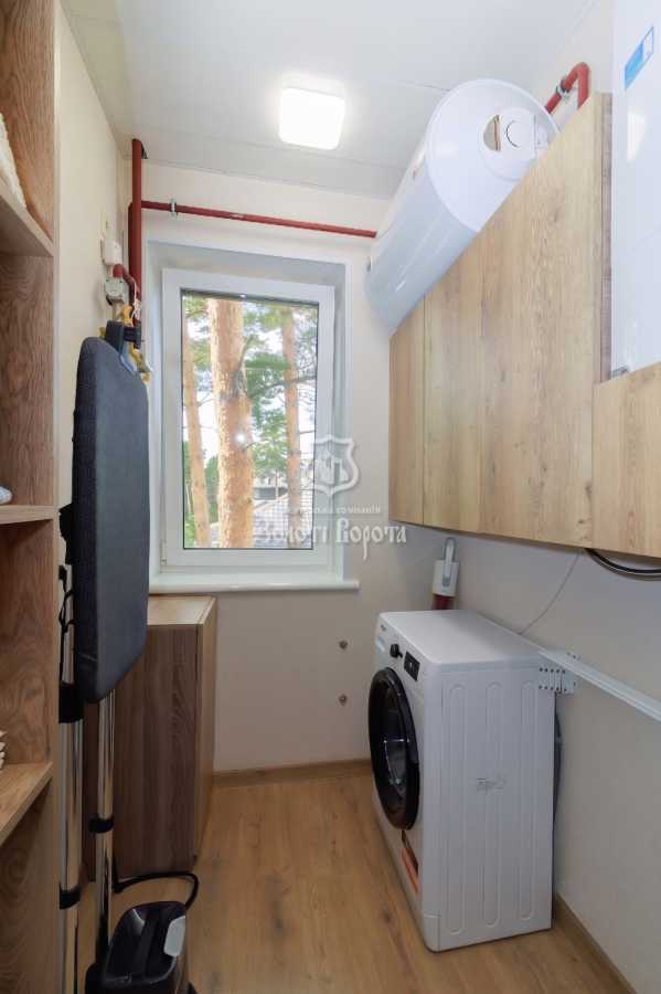 Продаж 3-кімнатної квартири 112 м², Підлісна вул., 15