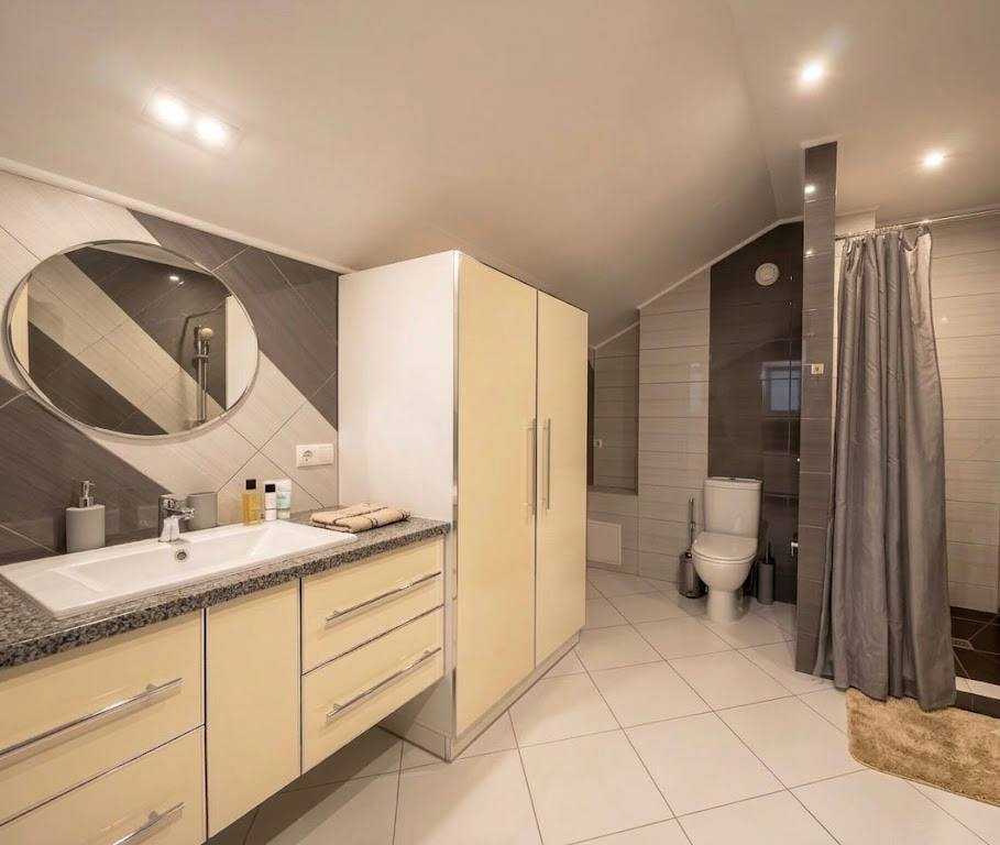 Продаж будинку 150 м², Тиханська