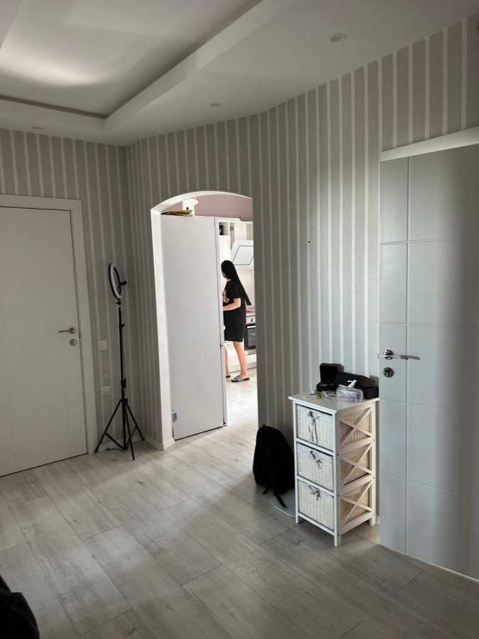 Продажа 2-комнатной квартиры 61 м², Киевская ул., 243