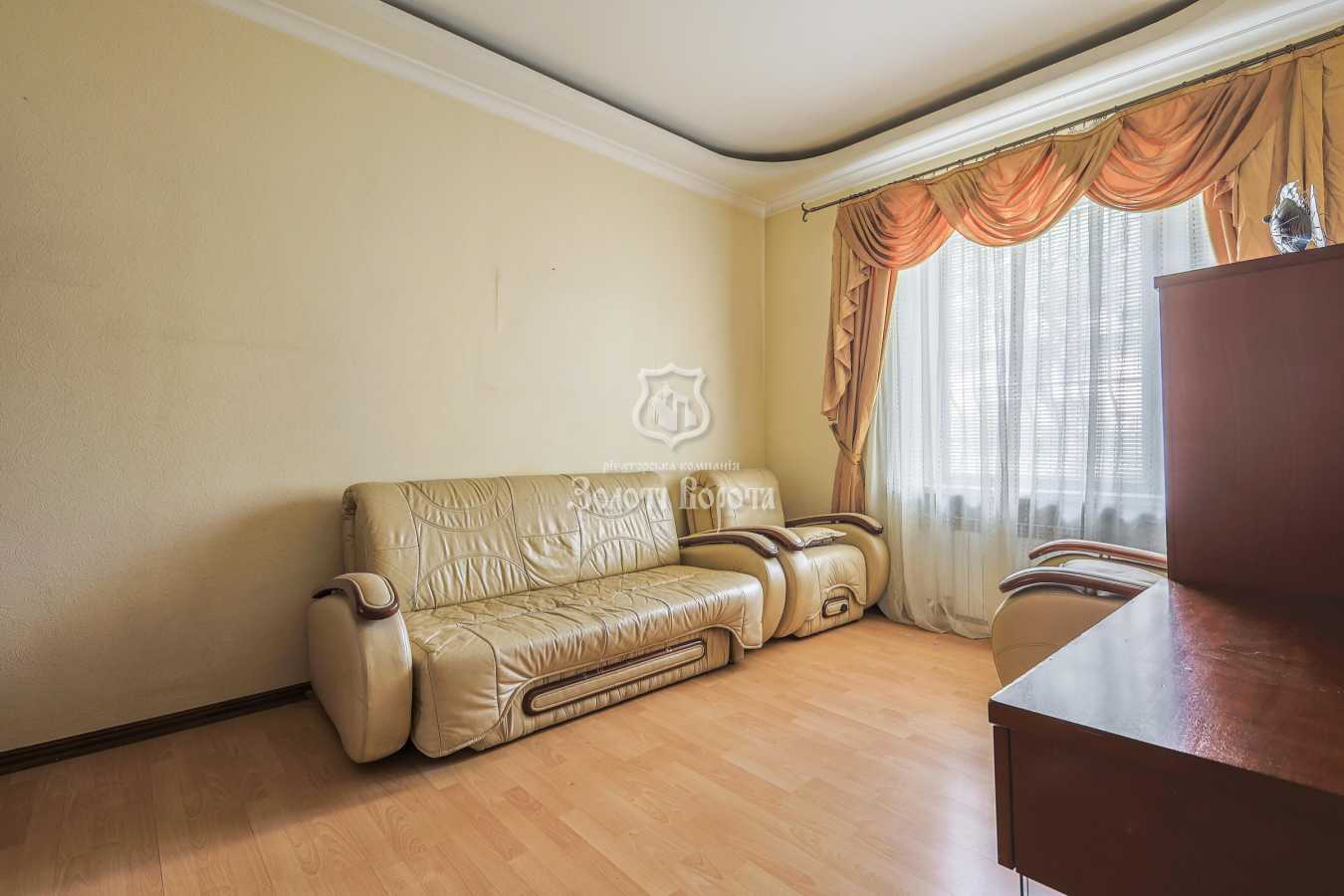 Продаж 2-кімнатної квартири 48.5 м², Академіка Грекова вул., 5